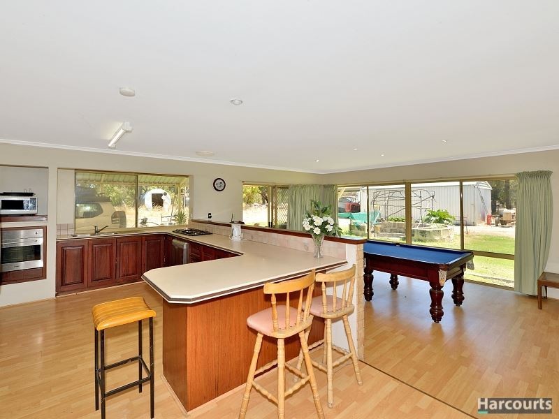 81 Armstrong Hills Drive, Lake Clifton WA 6215