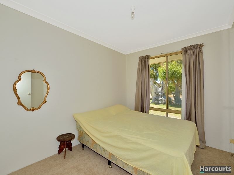 81 Armstrong Hills Drive, Lake Clifton WA 6215