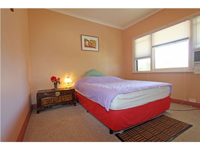 8 Fifth Avenue, Mandurah WA 6210