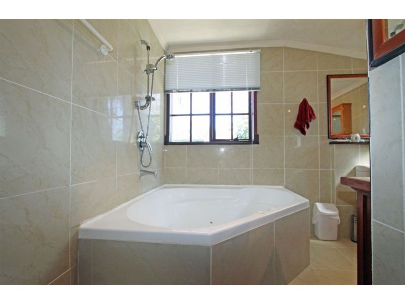 8 Fifth Avenue, Mandurah WA 6210