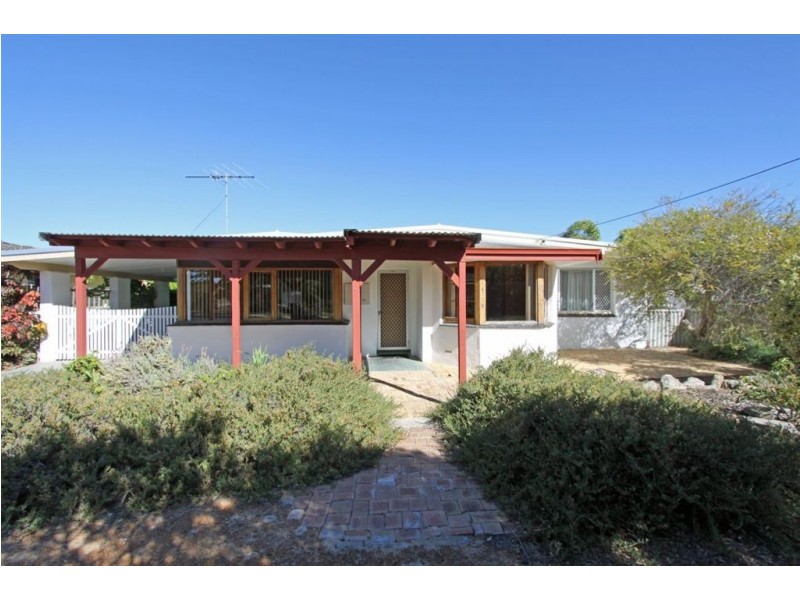 11 Hickman Road, Silver Sands WA 6210