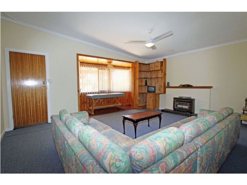 11 Hickman Road, Silver Sands WA 6210