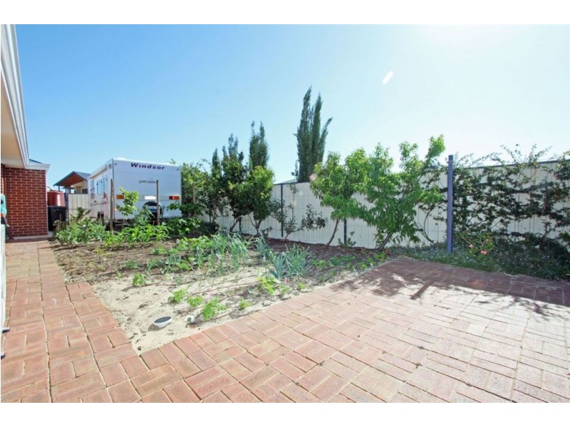 19 Dunsborough Court, Dawesville WA 6211