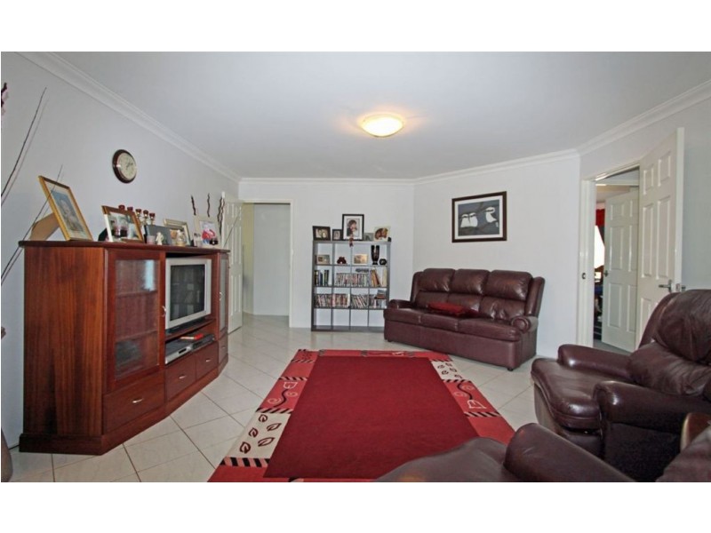 2 Maroona Place, Greenfields WA 6210