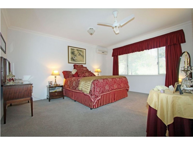 2 Maroona Place, Greenfields WA 6210