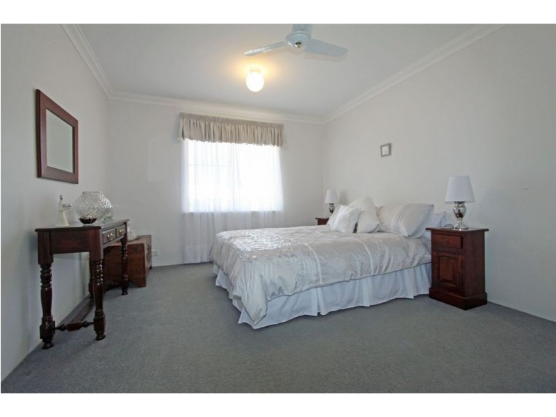 2 Maroona Place, Greenfields WA 6210