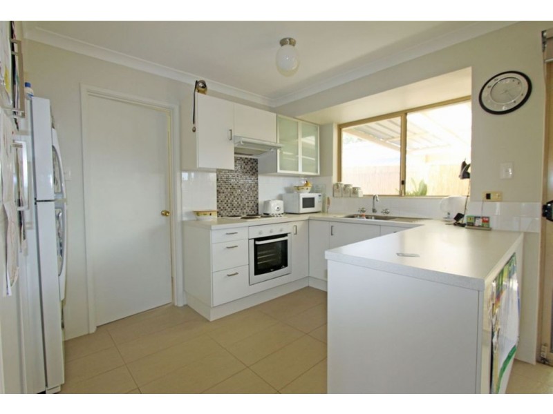 50A Melalueca Terrace, Halls Head WA 6210