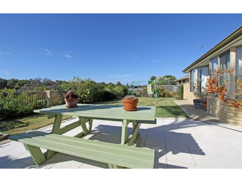 50A Melalueca Terrace, Halls Head WA 6210