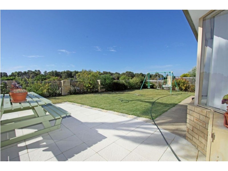 50A Melalueca Terrace, Halls Head WA 6210