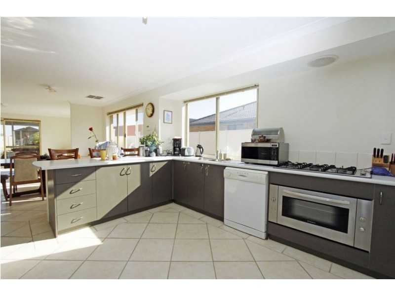 67 Country Road, Pinjarra WA 6208