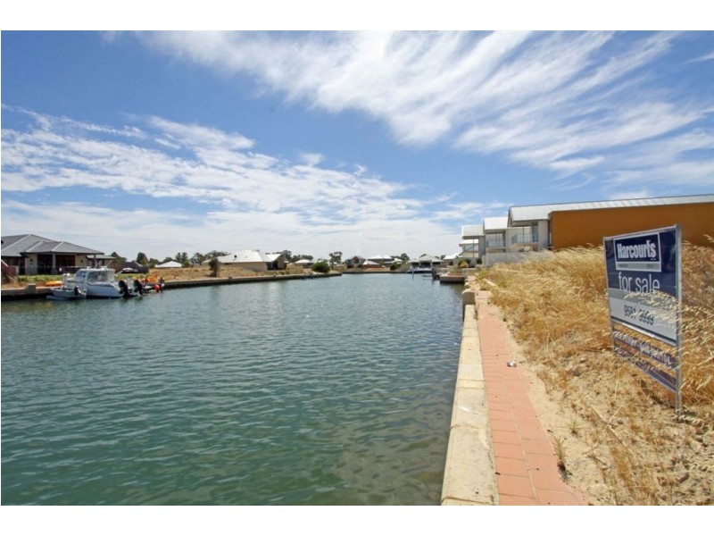 13 Trade Winds Retreat, Dudley Park WA 6210