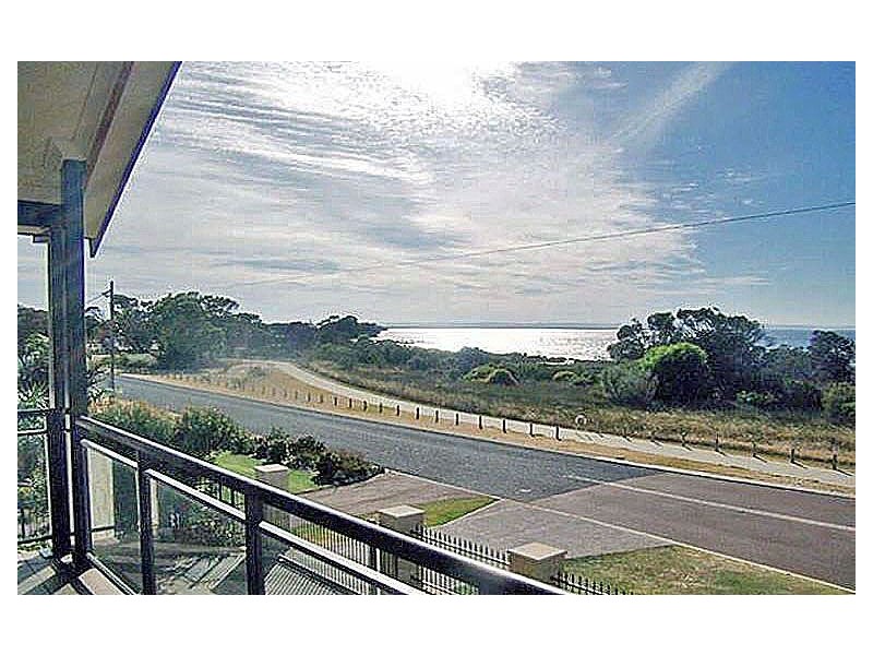72 Flinders Street, Falcon WA 6210