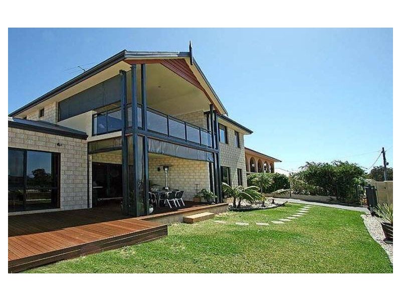 72 Flinders Street, Falcon WA 6210