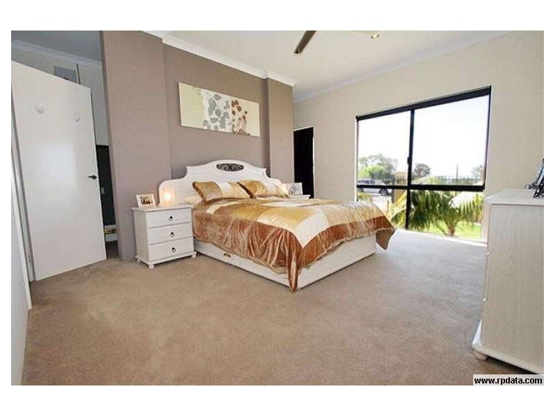 72 Flinders Street, Falcon WA 6210