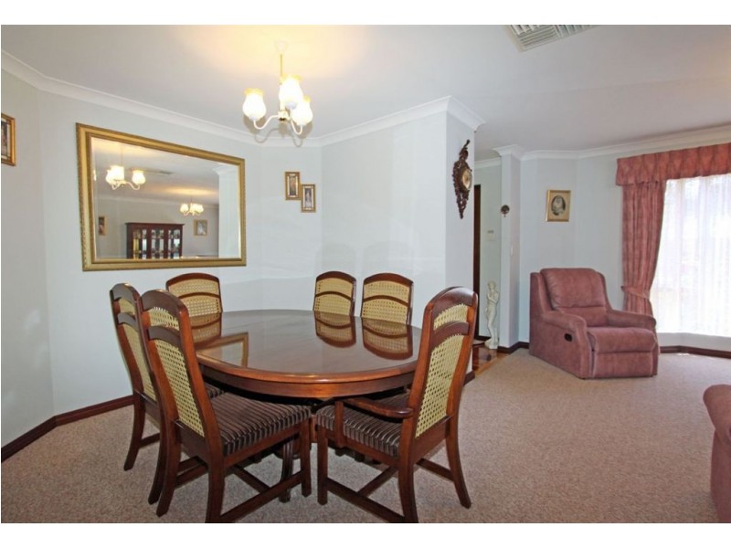 6 Sefton Court, Silver Sands WA 6210