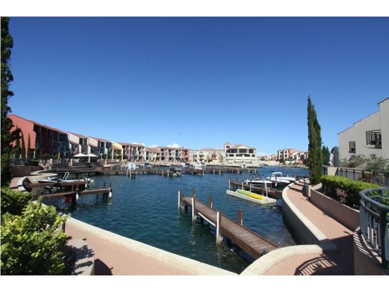 3/69 Westview Parade, Wannanup WA 6210