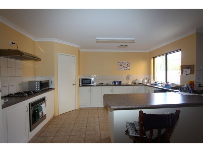 3/69 Westview Parade, Wannanup WA 6210