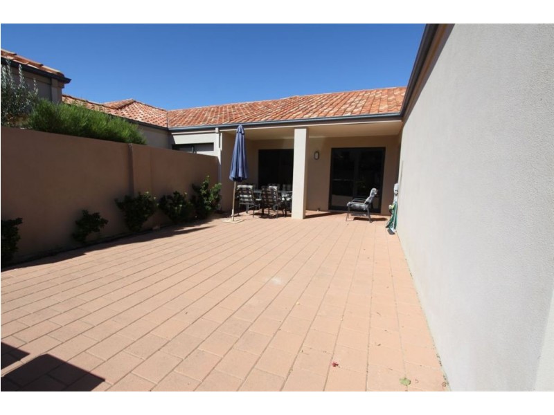 3/69 Westview Parade, Wannanup WA 6210