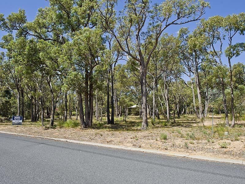 1 Cox Place, Waroona WA 6215