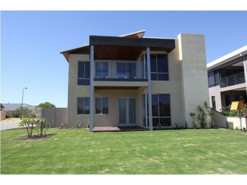 97 Darwin Terrace, Dudley Park WA 6210