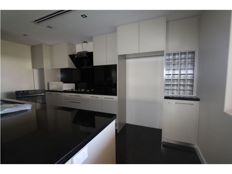 97 Darwin Terrace, Dudley Park WA 6210