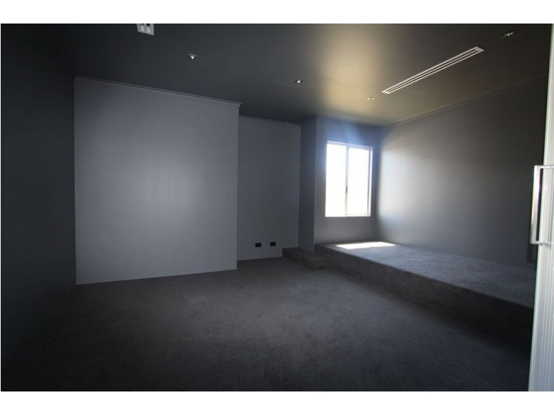 97 Darwin Terrace, Dudley Park WA 6210