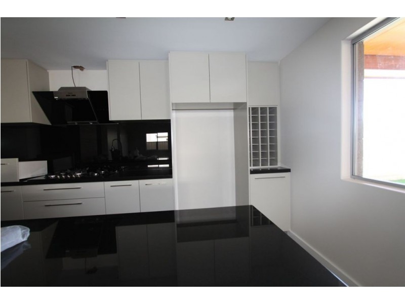 97 Darwin Terrace, Dudley Park WA 6210