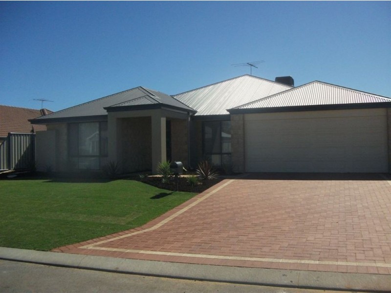 27 Phillmont Avenue, Meadow Springs WA 6210