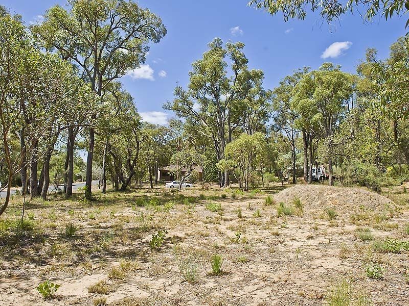 1 Williams Place, Waroona WA 6215