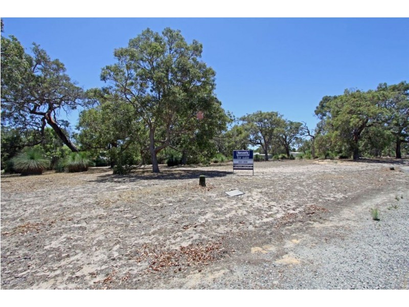 135 Pleasant Grove Circle, Falcon WA 6210