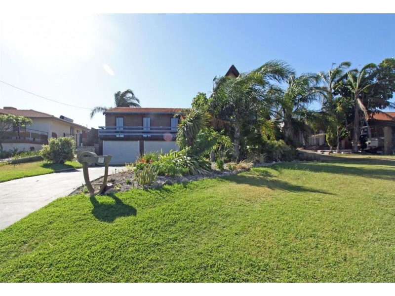 12 Sievewright Street, Silver Sands WA 6210
