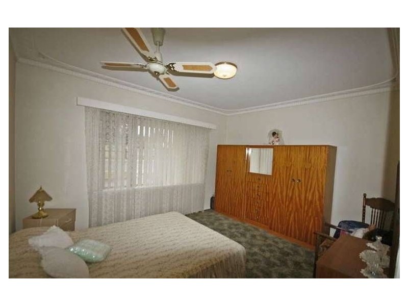 4 Scott Street, Mandurah WA 6210