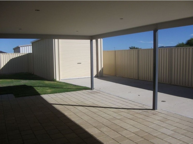 10 Esperance Aveune, Dawesville WA 6211