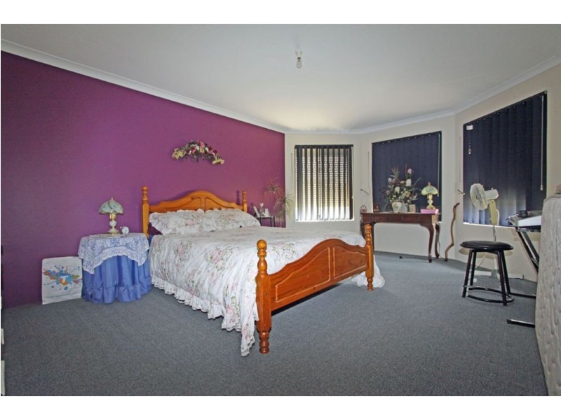 8 Southmead Green, Erskine WA 6210