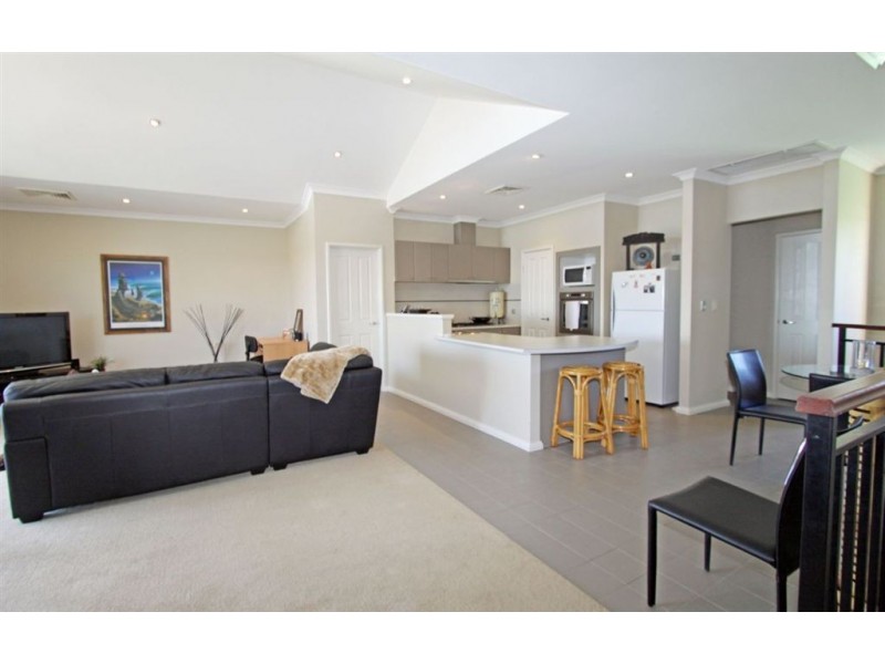 16/6 Valley Road, Halls Head WA 6210