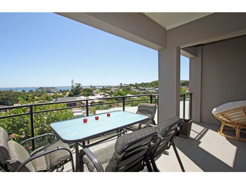 16/6 Valley Road, Halls Head WA 6210