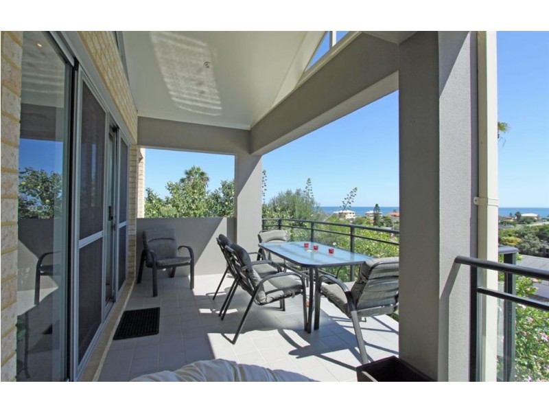 16/6 Valley Road, Halls Head WA 6210