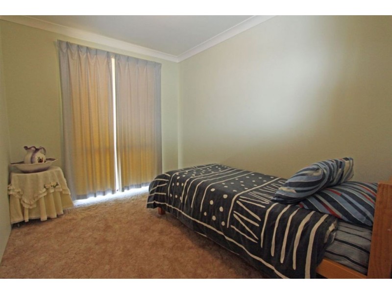 1 Wilkins Street, Halls Head WA 6210