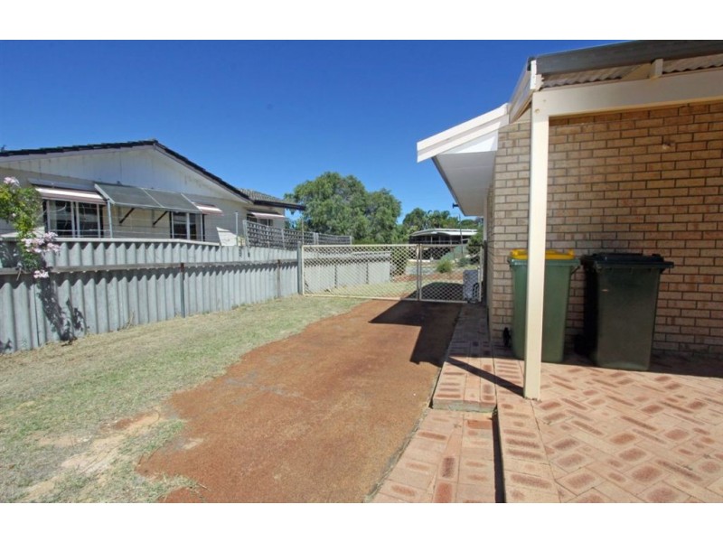 1 Wilkins Street, Halls Head WA 6210