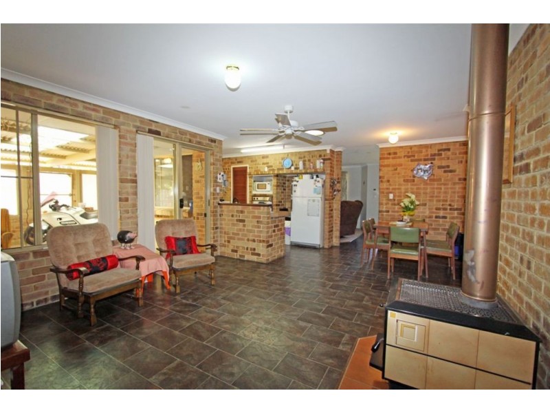 23 Olinda Court, Greenfields WA 6210