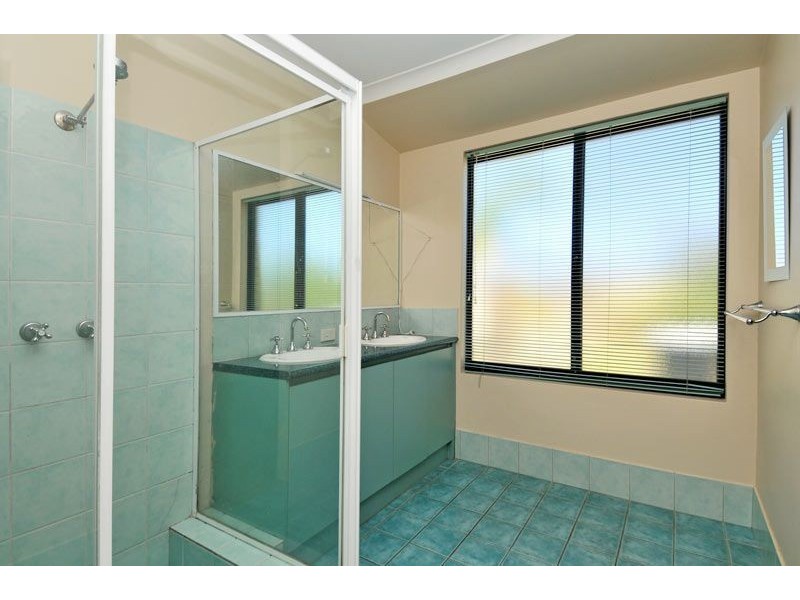 7 Skipper Place, Wannanup WA 6210
