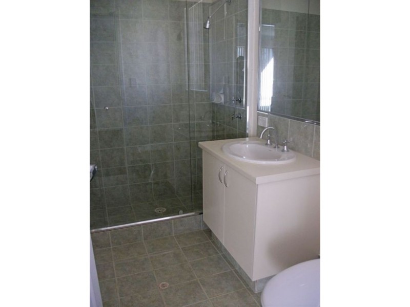 19 Catalina Drive, Lakelands WA 6180