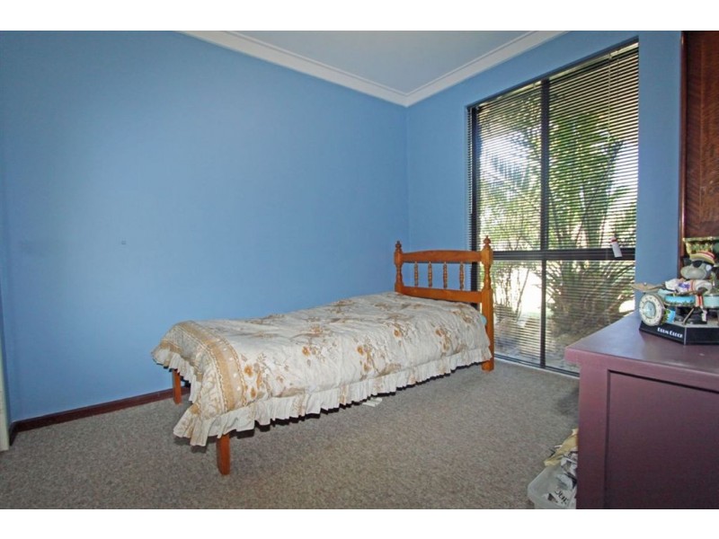 44 Mahogany Drive, Halls Head WA 6210