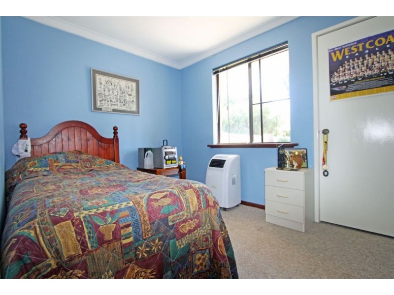 44 Mahogany Drive, Halls Head WA 6210