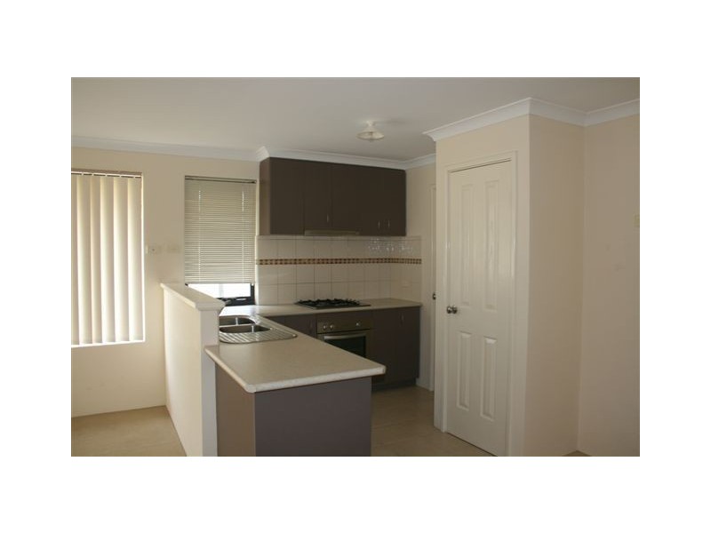 27/27 Meadow Springs Drive, Meadow Springs WA 6210