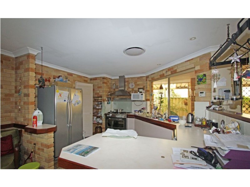 4 Magog Court, Greenfields WA 6210