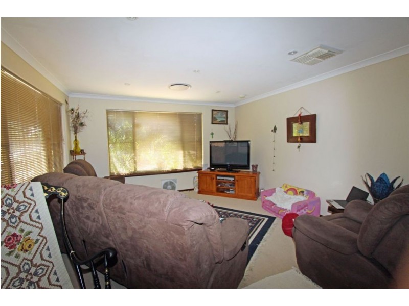 4 Magog Court, Greenfields WA 6210