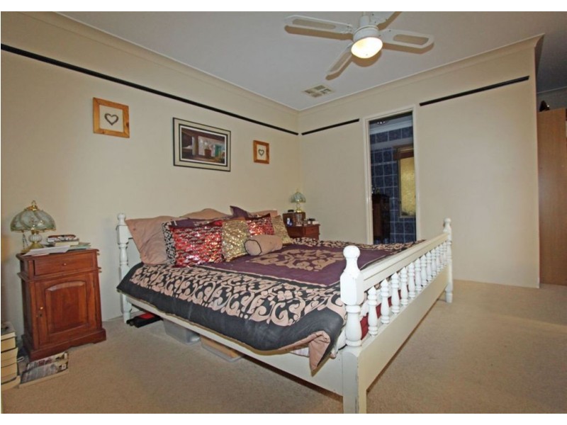 4 Magog Court, Greenfields WA 6210
