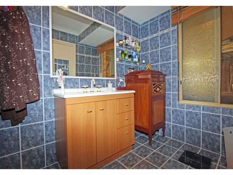 4 Magog Court, Greenfields WA 6210