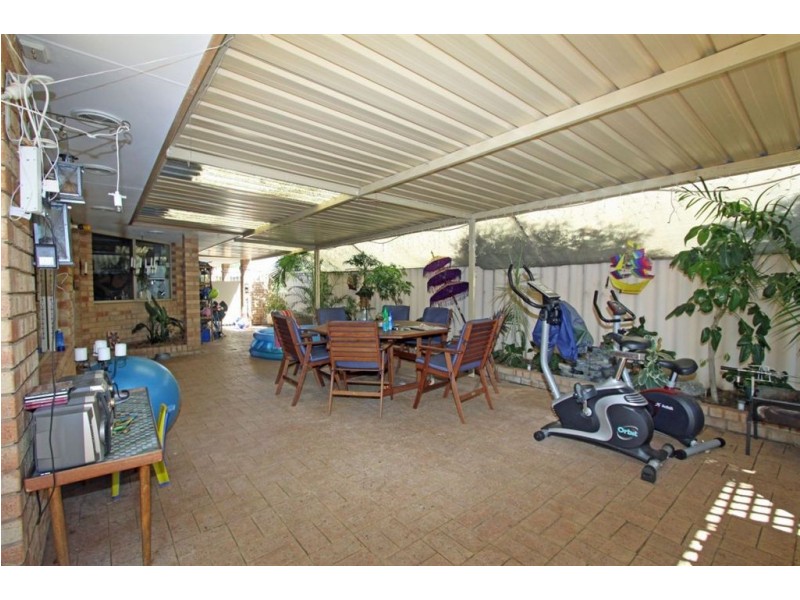 4 Magog Court, Greenfields WA 6210